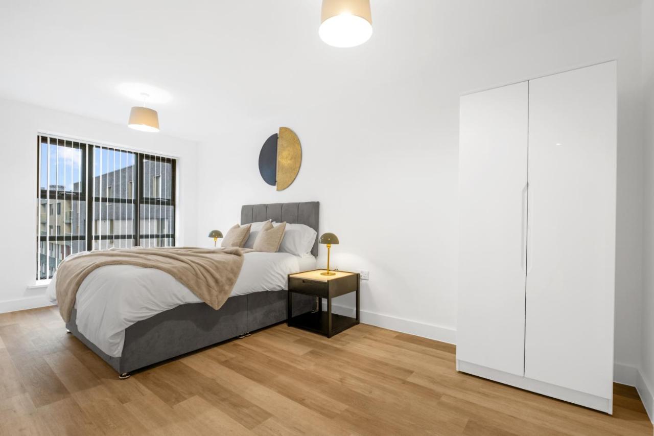 Exoticstay Apartments- 5* Elegant Luxury Centrally Located 2-Bedroom Apt Бирмингам Екстериор снимка